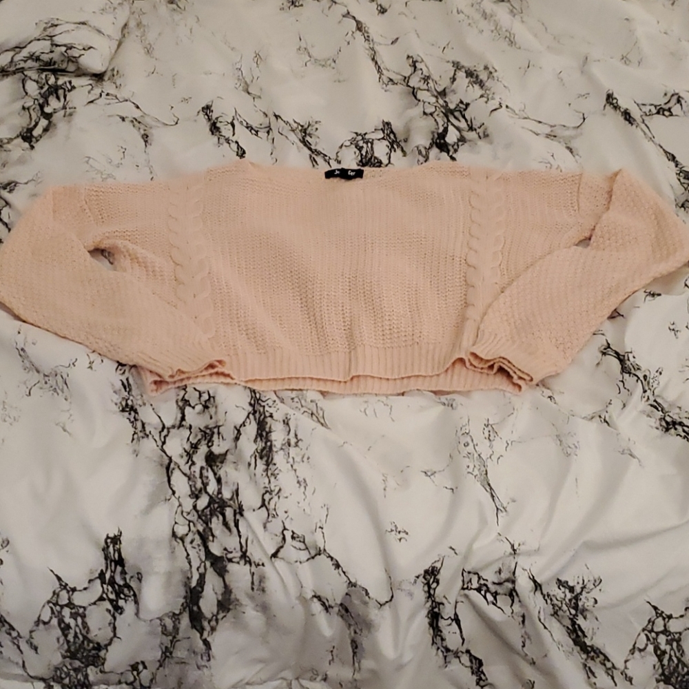 Crotchet sweater